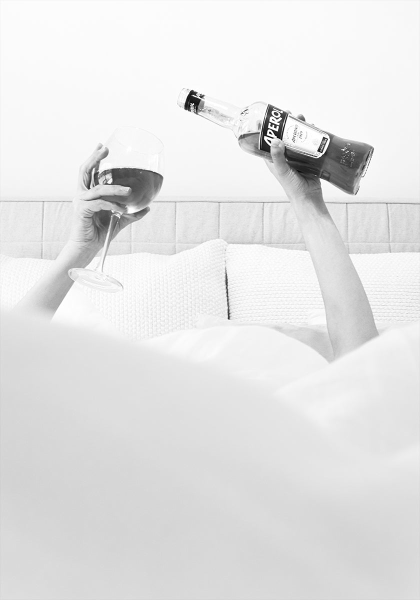 Aperol In Bed B&w Plakat