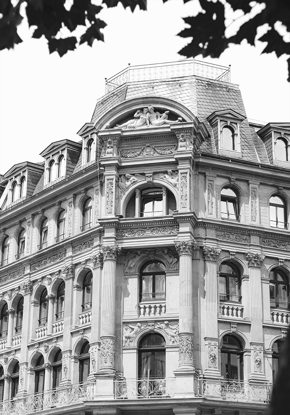 Vienna Baroque Townhouse Black & White Plakat