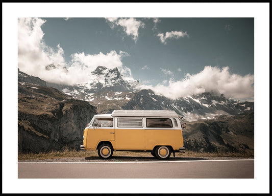 Yellow Van in the Mountains Plakat