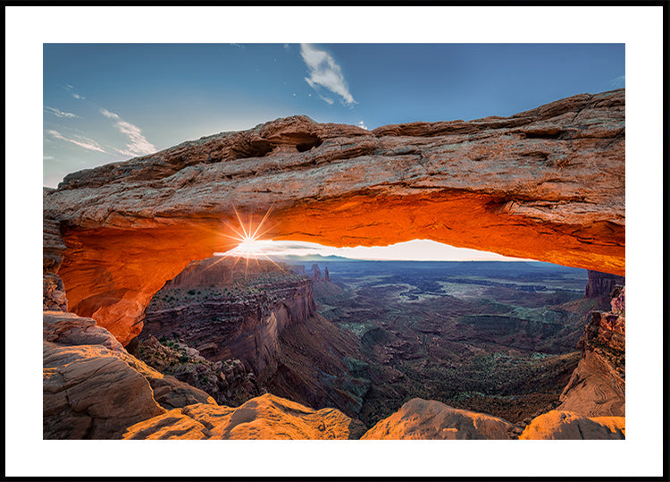 Sunrise at Mesa Arch