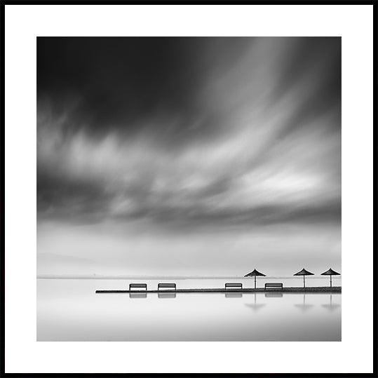 Four Benches and three umbrellas Plakat