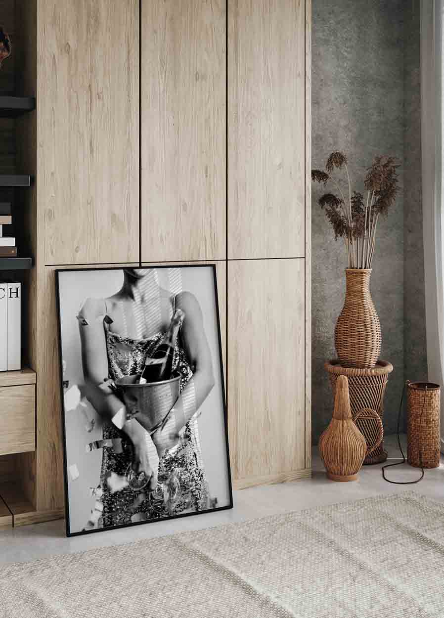 Woman with Champagne & Discoball Plakat - Posterbox.dk