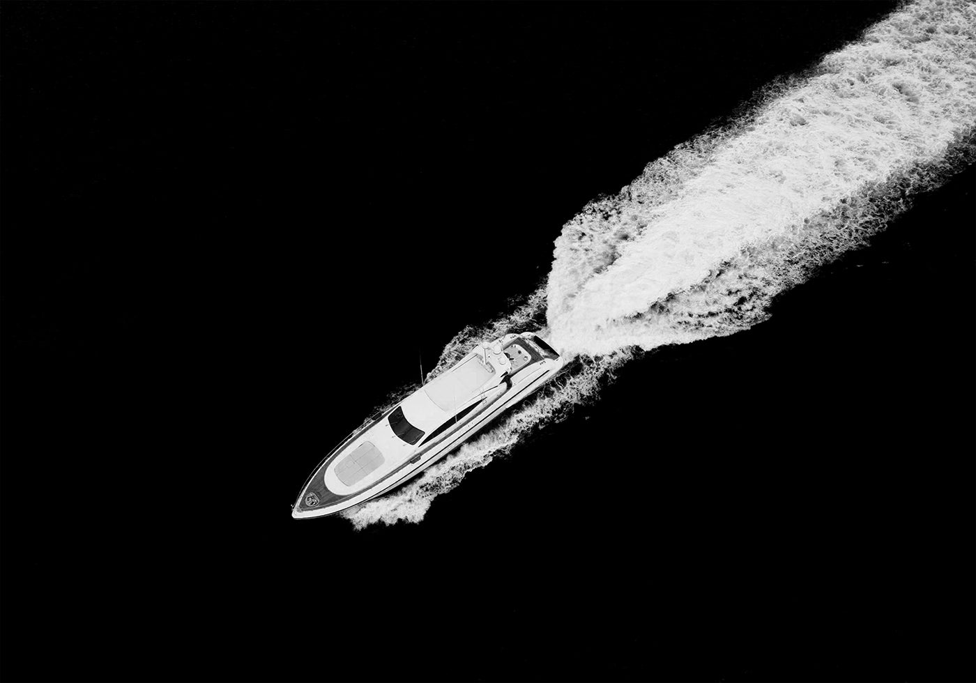 Monochrome Voyage Plakat