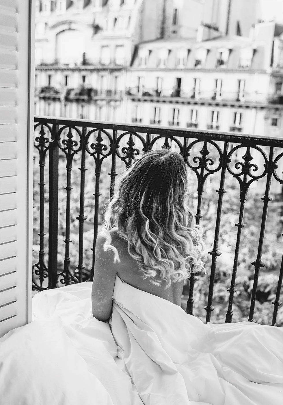 Paris Morning Balcony B&W Plakat