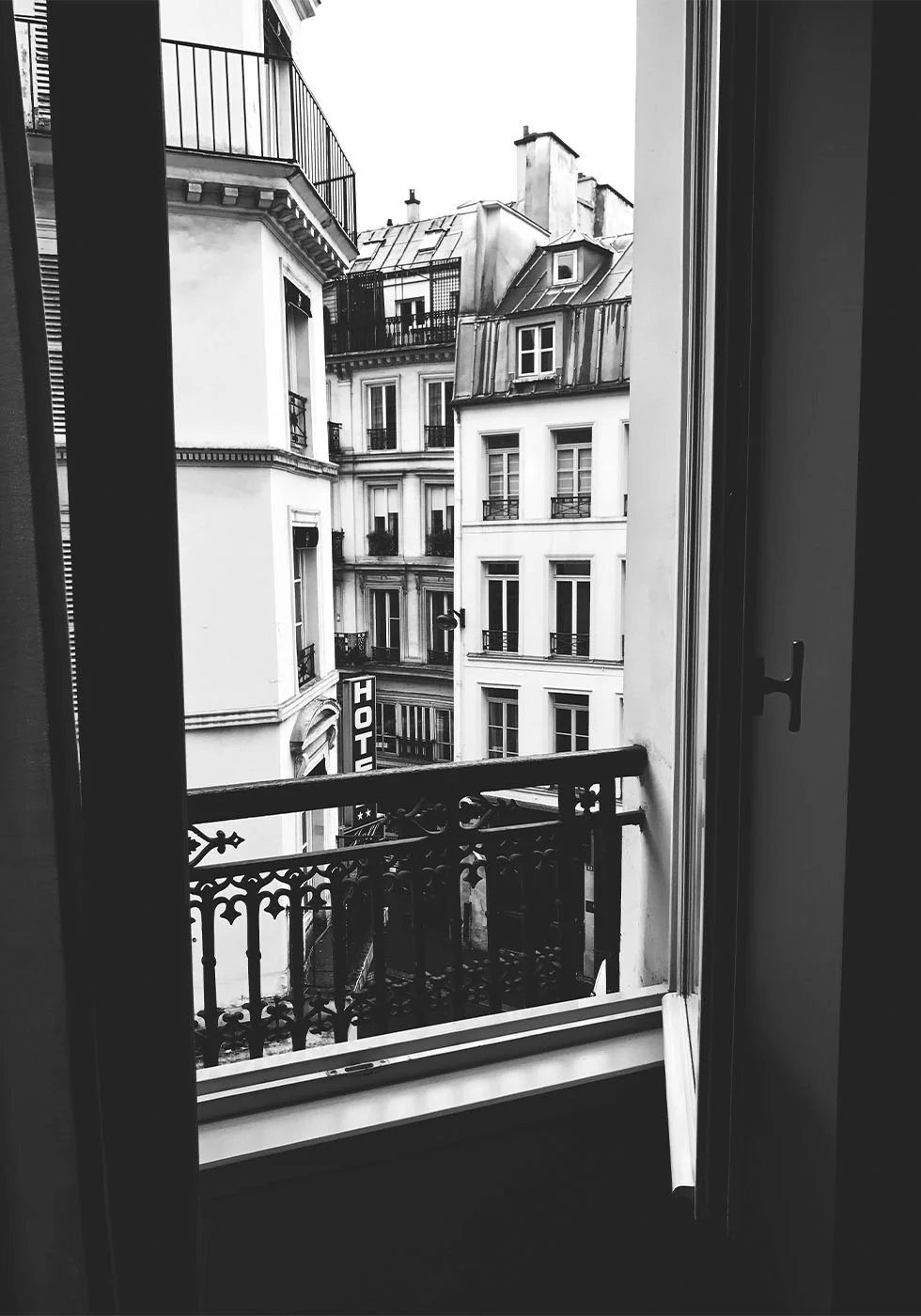 Parisian Window View Plakat