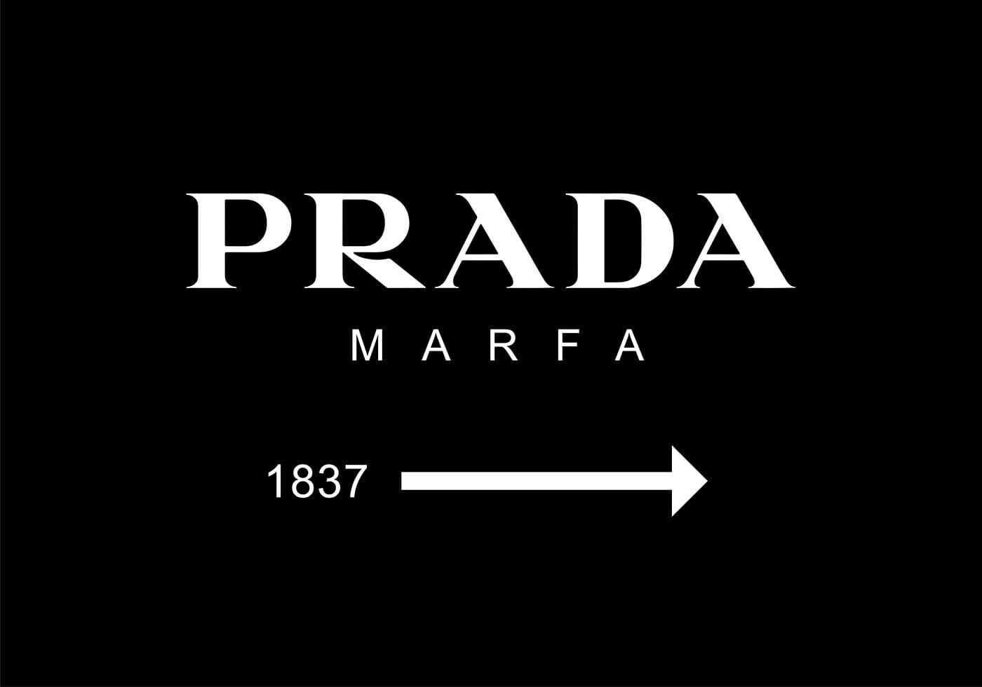Prada Marfa Directional Plakat - Posterbox.dk