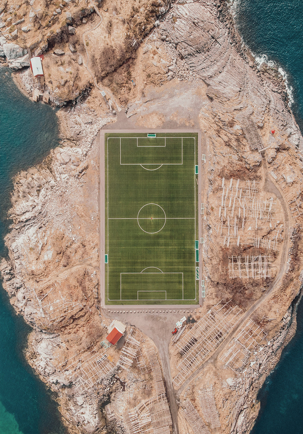 Remote Soccer Field in Norway Plakat - Posterbox.dk