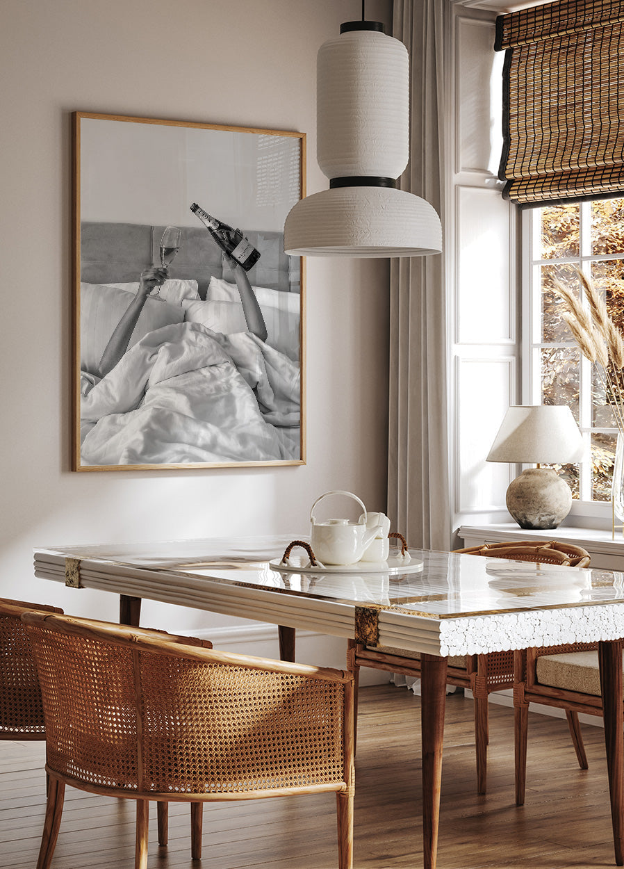 Woman Drinking Wine in Bed Plakat - Posterbox.dk