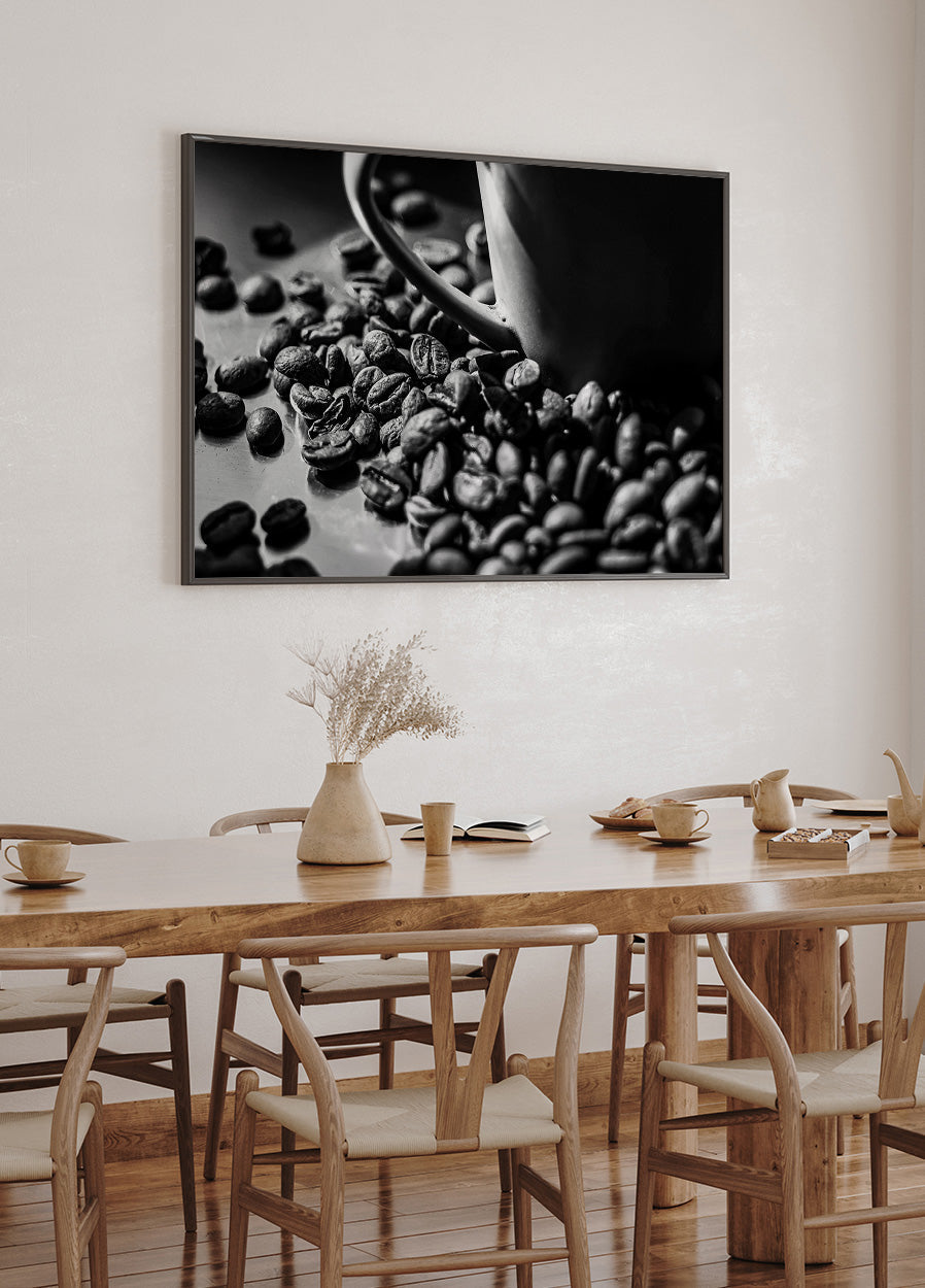 Coffee Beans With A Cup Plakat - Posterbox.dk