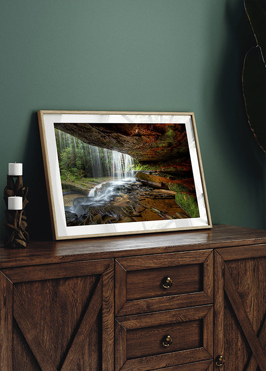 Under The Ledge - Posterbox