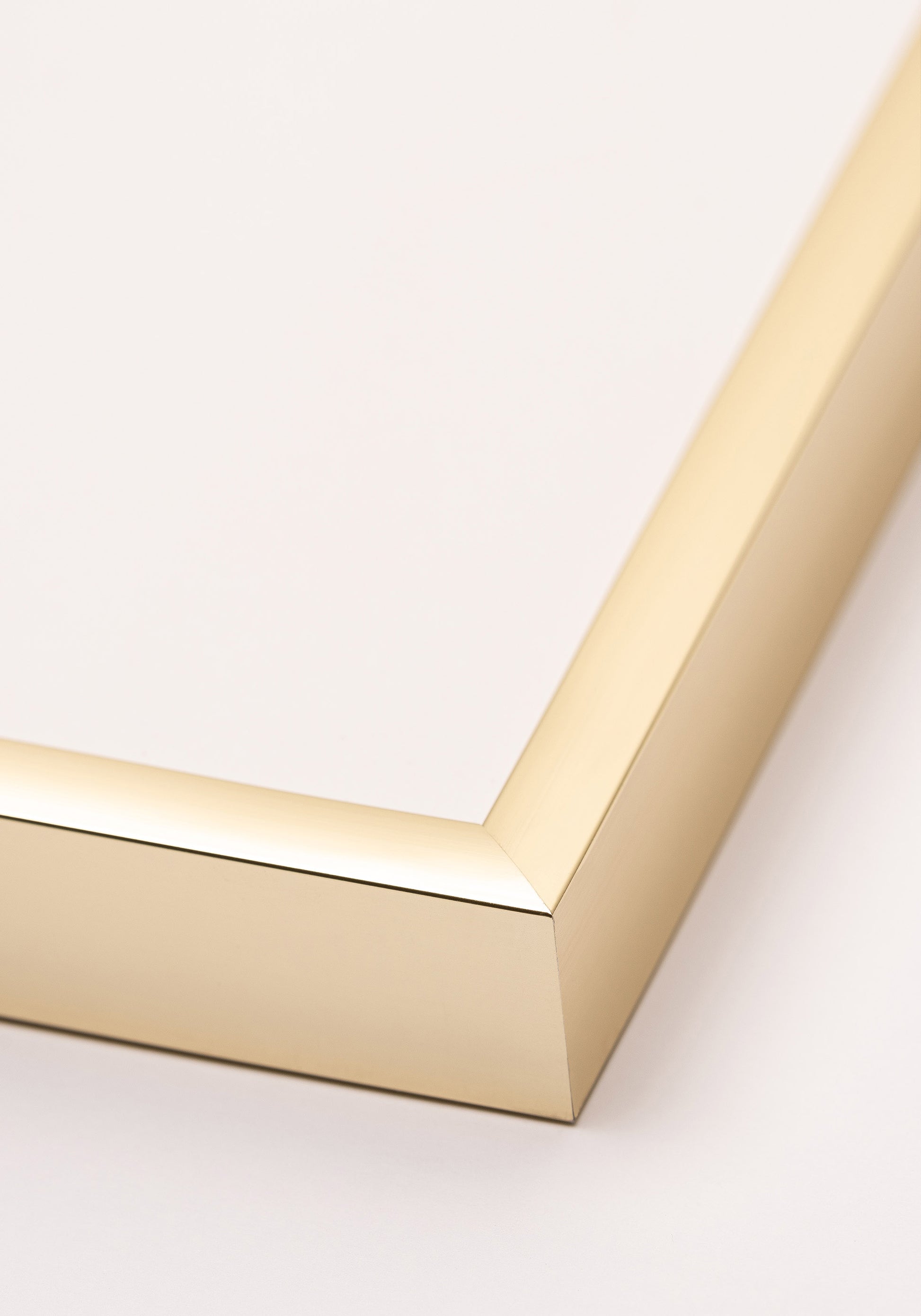 Guld Metalramme - Posterbox.dk