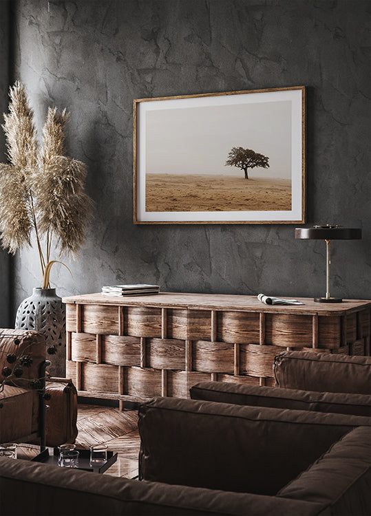 Autumn Grassy Field and Solitary Tree Plakat - Posterbox.dk