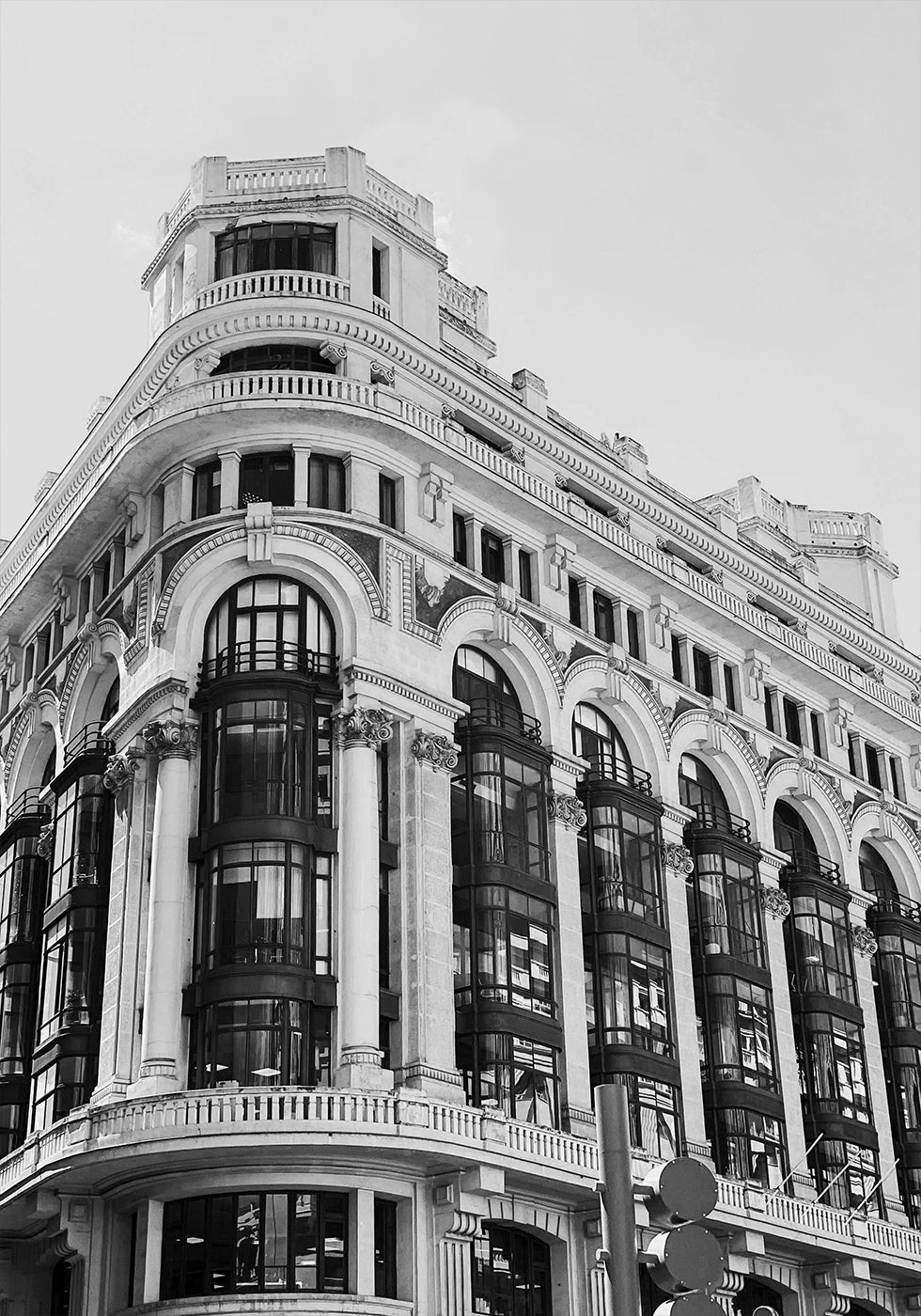 Gran Vía Madrid Architecture Black & White Plakat - Posterbox