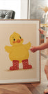 Little Duck in Red Boots Plakat - Posterbox.dk