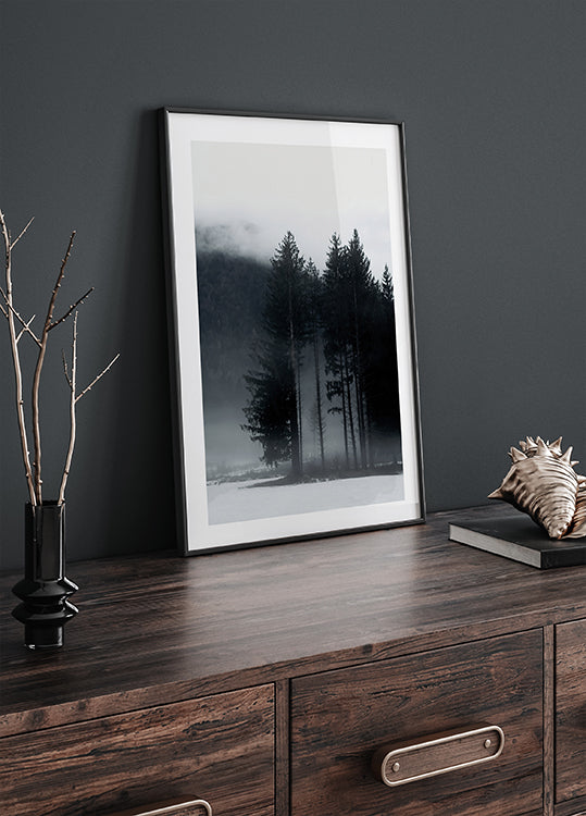 Pine Tree In a Foggy Field Plakat - Posterbox.dk