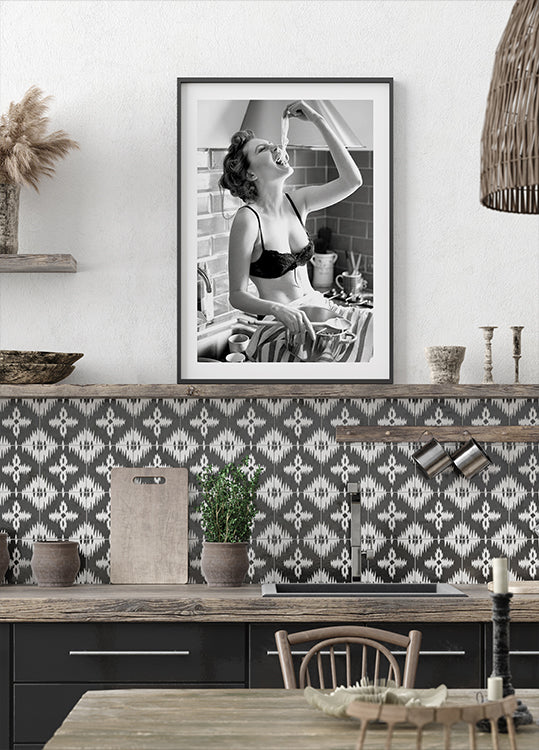 Playing With Spaghetti Plakat - Posterbox.dk