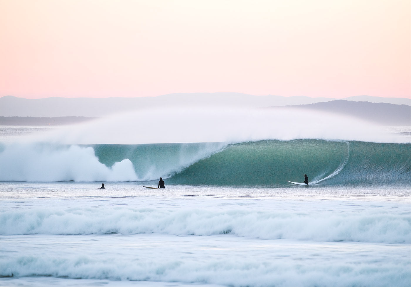Sunset Barrel Surf, Coastal Calm Wall Art Plakat - Posterbox.dk