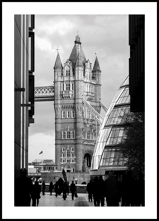 Tower Bridge Close-Up Perspective Plakat - Posterbox.dk