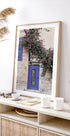 Vibrant Doorway with Bougainvillea Plakat - Posterbox.dk