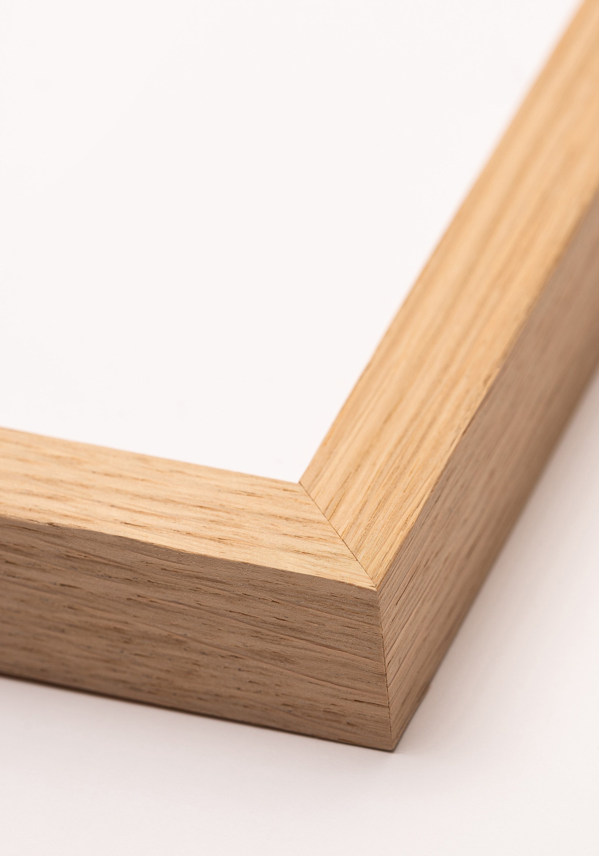 Premium Wood frame Nielsen Oak Plakat